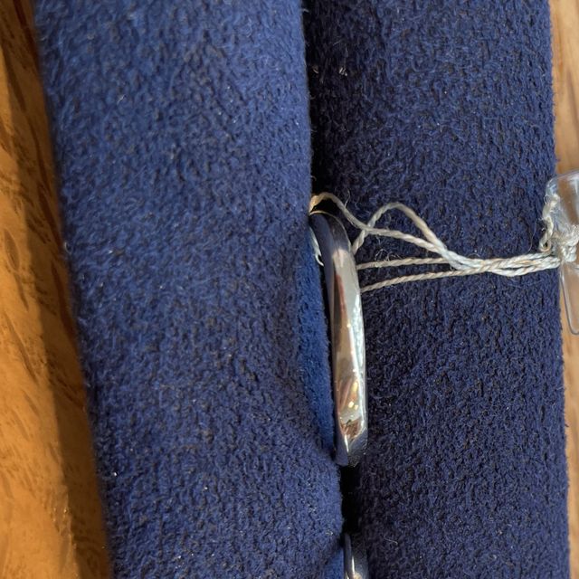 【TOMOE(トモエ)の口コミ】 流れるようなデザインが他にない一品でした。ダイヤモンドの種類も選べる…