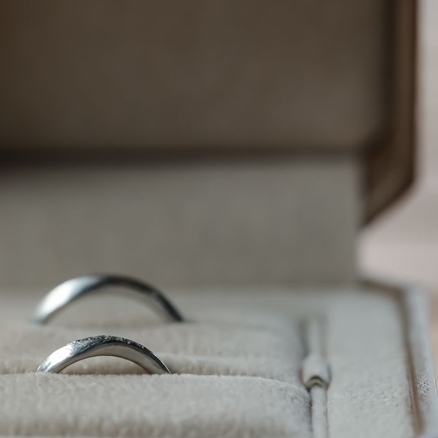 【TRECENTI(トレセンテ)の口コミ】 たまたまはじめて立ち寄った店舗で一目惚れでした。婚約指輪が曲線のもの…