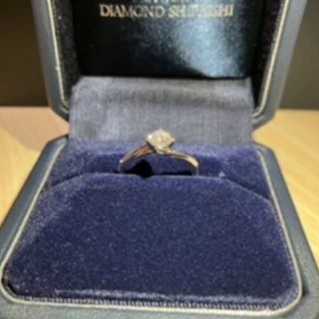 【銀座ダイヤモンドシライシの口コミ】 実際に見るまでは人と被らないデザインがいいと思っていましたが、試着を…