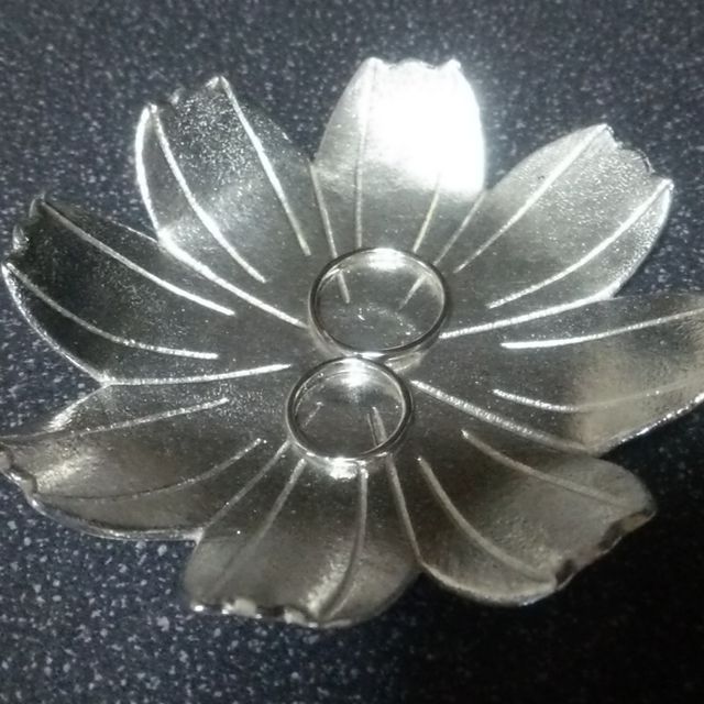 【銀座ダイヤモンドシライシの口コミ】 店員さんが優しかった。ほかの店も見たが同じようなデザインは他の店でも…