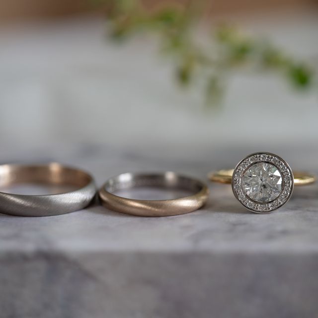 【Cayof(カヨフ)の口コミ】 婚約指輪を選ぶときに、祖母から頂いたリングの石をリメイクしてくれると…