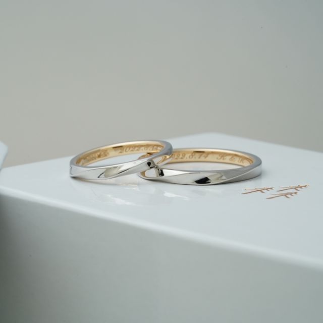 【THREE TREES(スリーツリーズ)の口コミ】 私はゴールド、彼はプラチナ希望でしたので
外側をプラチナ、内側をゴール…