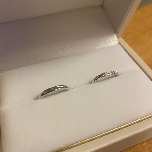 【宝寿堂(ほうじゅどう)の口コミ】 指輪のデザインを数ある中から選んだり、他のデザインと組み合わせること…