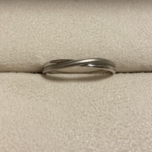 【ヴァンドーム青山(VENDOME AOYAMA)の口コミ】 半分がマット加工になっているデザインに一目惚れして購入を決意しました…