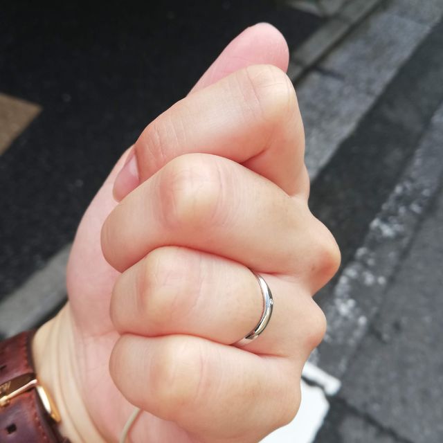 【ete(エテ)の口コミ】 生活している間着けるものとして、突起やデザインがないシンプルな指輪を…