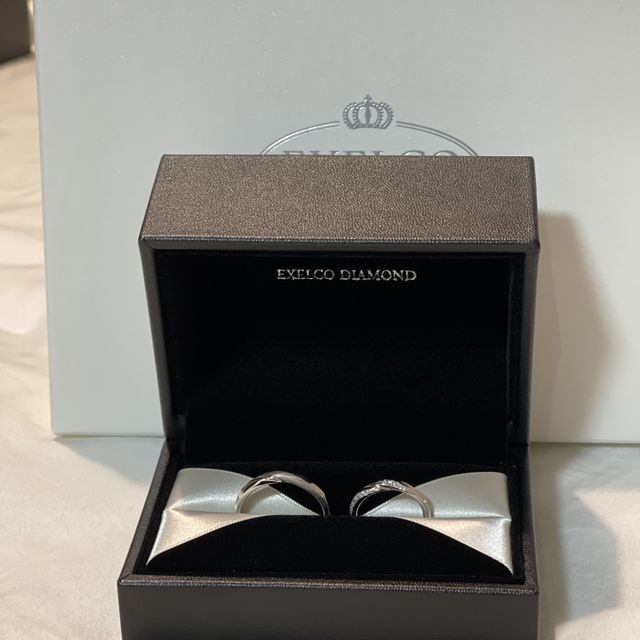 【エクセルコダイヤモンド(EXELCO DIAMOND)の口コミ】 結婚指輪なのでペアのデザインで、どちらも納得できるものを探していまし…