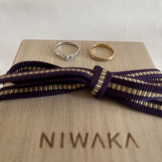 【俄(にわか)の口コミ】 デザインが派手でなく普段つけていても邪魔にならないことが決め手でした…