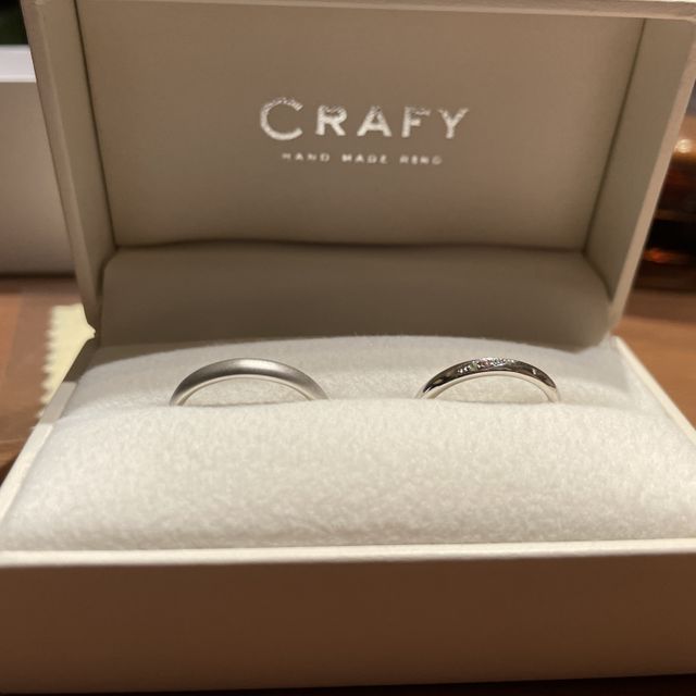 【CRAFY(クラフィ)の口コミ】 好きな宝石を入れることができ、色も選ぶことができます。わたしはピンク…