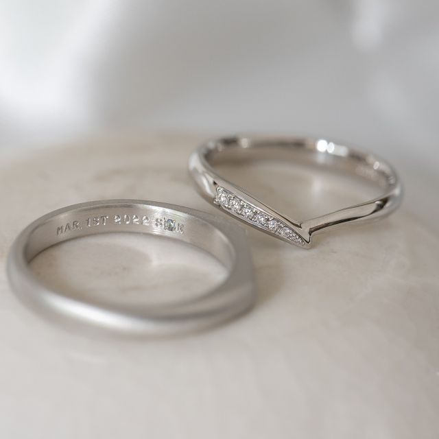 【Cayof(カヨフ)の口コミ】 夫婦それぞれに、自分に似合うと思える指輪を選びました。
デザインもテク…