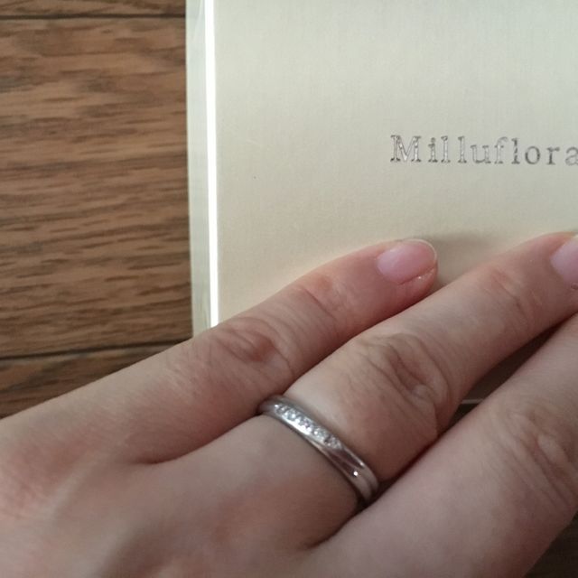 【ミルフローラ(Milluflora)の口コミ】 プラチナ99パーセントでさびないところと
ピンクダイヤと普通のダイヤの配…