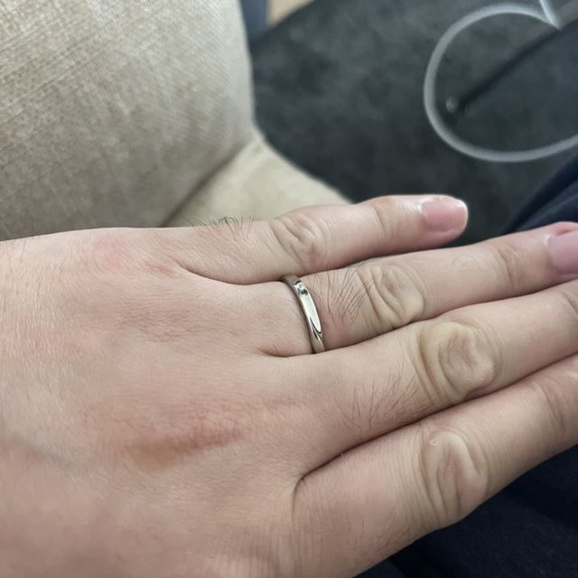 【銀座ダイヤモンドシライシの口コミ】 担当者にもよくしてもらい、素晴らしいデザインでした。
今後一生つけてい…