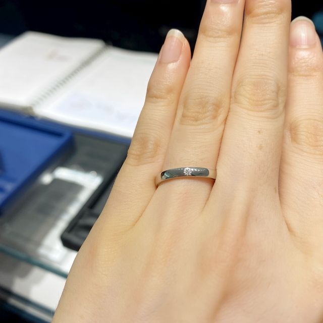 【エクセルコダイヤモンド(EXELCO DIAMOND)の口コミ】 他店にはないミル打ちというデザインがあったので気に入りました。ミルの…