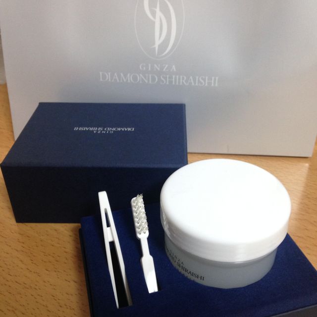 【銀座ダイヤモンドシライシの口コミ】 メレダイヤが付いたストレートっぽいウェーブを探していたので、理想通り…