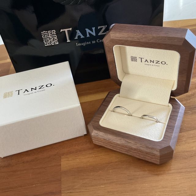 【TANZO.(鍛造指輪)の口コミ】 指輪の強度重視の彼の提案でこちらのブランドさんを選択いたしました。特…