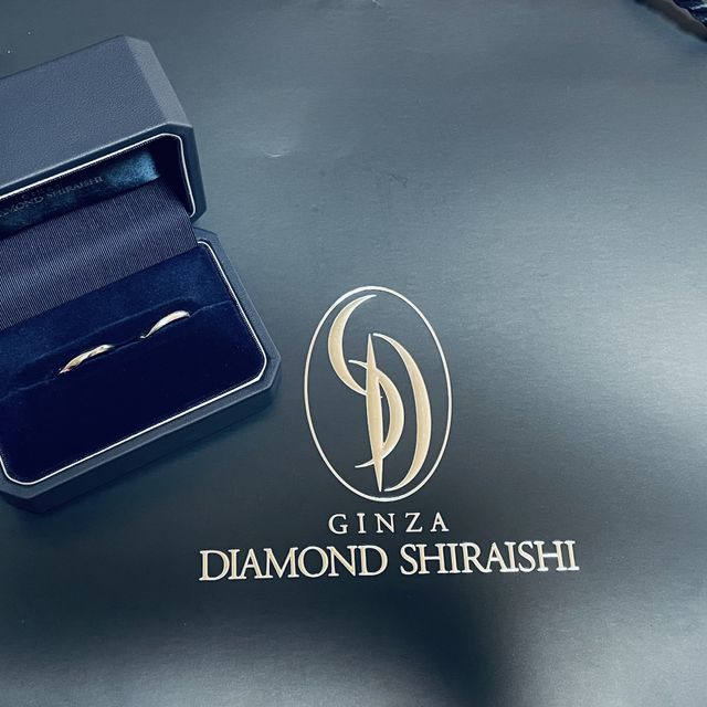 【銀座ダイヤモンドシライシの口コミ】 銀座に行って色々有名ブランドの指輪を見て回りました
何処のブランドも素…