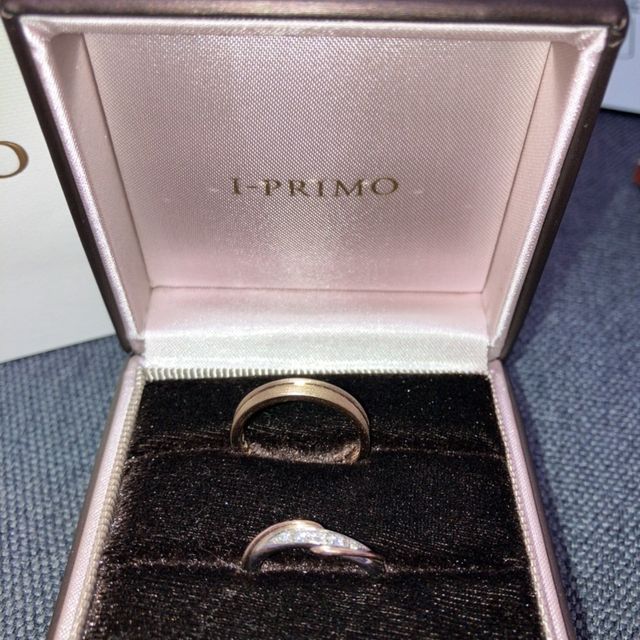 【アイプリモ(I-PRIMO)の口コミ】 デザインがシンプルかつ個性的さもあるような指輪だったので、購入しまし…