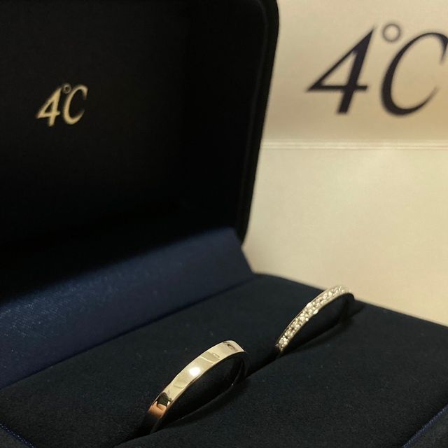 【4℃ BRIDAL(ヨンドシーブライダル)の口コミ】 1人10万円前後の予算で探しており、色々オススメして頂きました。
その中…