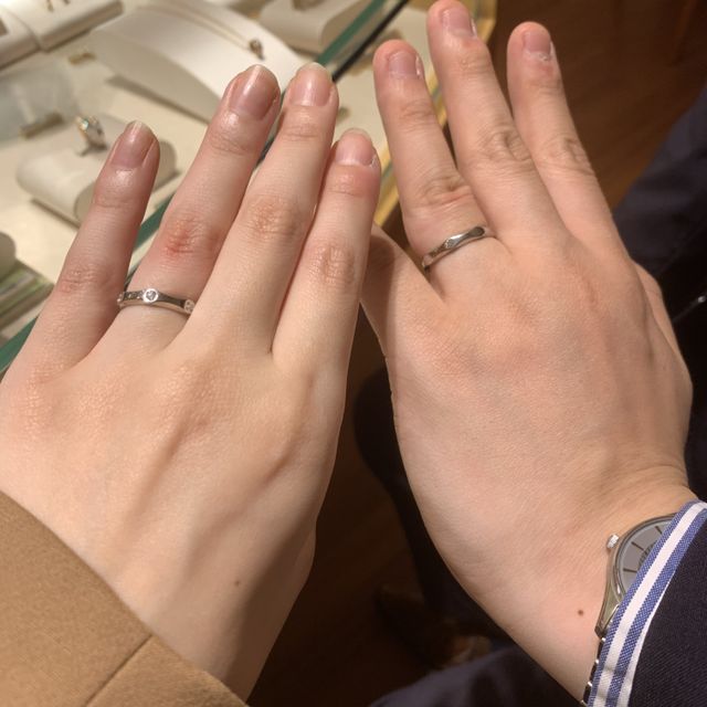 【ブルガリ(BVLGARI)の口コミ】 普段アクセサリー類を彼も私も一切しないので、付け心地を1番重視しました…