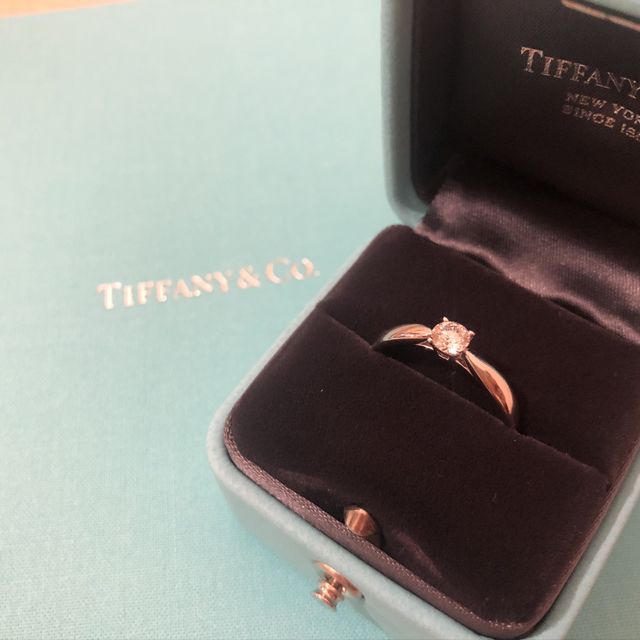 【ティファニー(Tiffany & Co.)の口コミ】 指輪のデザインに関してはキラキラのダイヤがついている指輪が好みである…