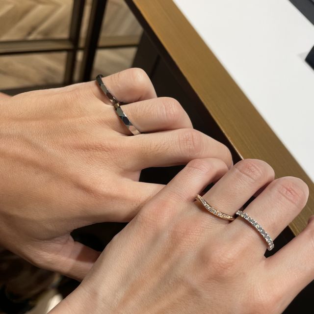 【エクセルコダイヤモンド(EXELCO DIAMOND)の口コミ】 ダイヤのカッティング方法が他店と比べても見たことないものがあり、とて…