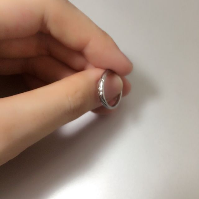 【4℃ BRIDAL(ヨンドシーブライダル)の口コミ】 オーソドックスでシンプルな形であるところ、付け心地がいいところ、二つ…