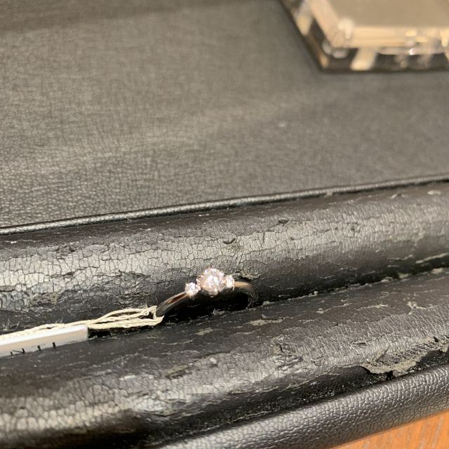 【TRECENTI(トレセンテ)の口コミ】 一言で言えば、デザインが良く、上質なダイヤモンドであったためです。他…