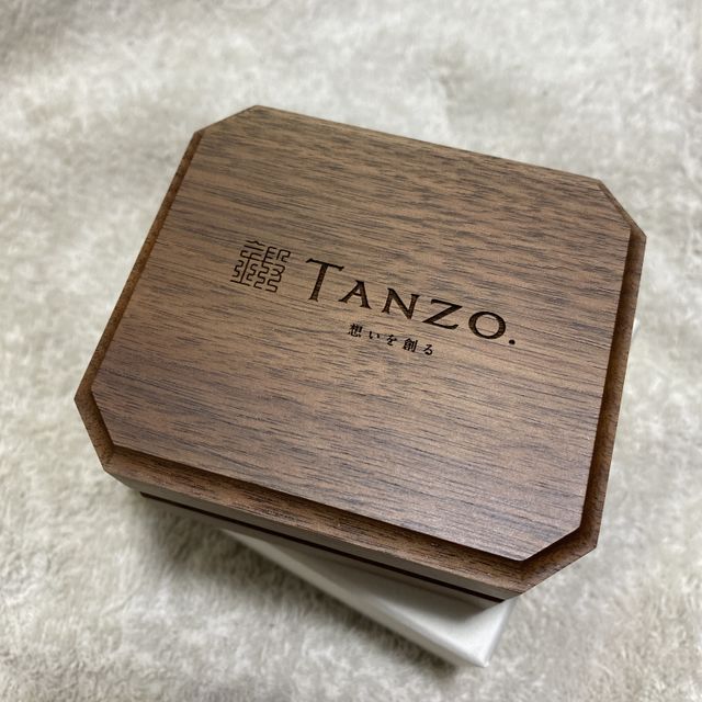 【TANZO.(鍛造指輪)の口コミ】 色々なサイトでサンプル画像を見て、ここにしようともともと決めて買いに…