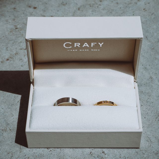 【CRAFY(クラフィ)の口コミ】 自分たちで、手作りできる点です。せっかく記念になる結婚指輪なので、そ…