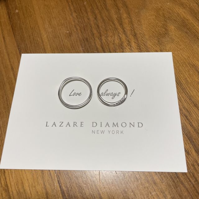 【ラザール ダイヤモンド(LAZARE DIAMOND)の口コミ】 似たようなデザインの物はどこのブランドもあるけど、ダイヤモンドが綺麗…