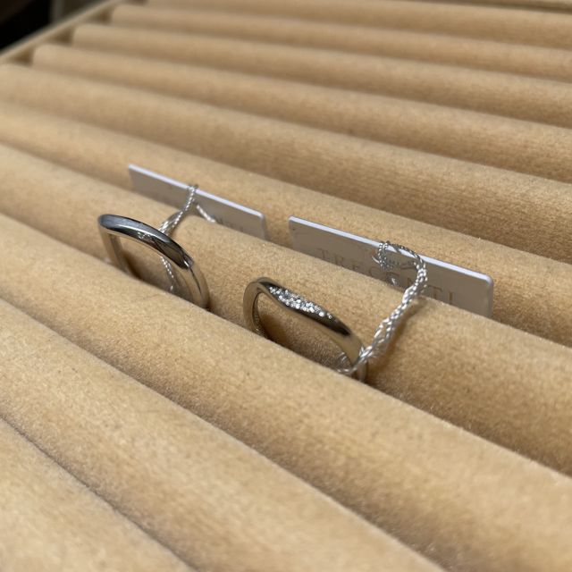 【TRECENTI(トレセンテ)の口コミ】 結婚指輪を求めて来店しました。素材についての説明を店員さんから受けて…