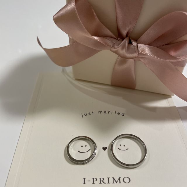 【アイプリモ(I-PRIMO)の口コミ】 プラチナの素材を探していた。
水掻きがしっかりあるので、着用するとリン…