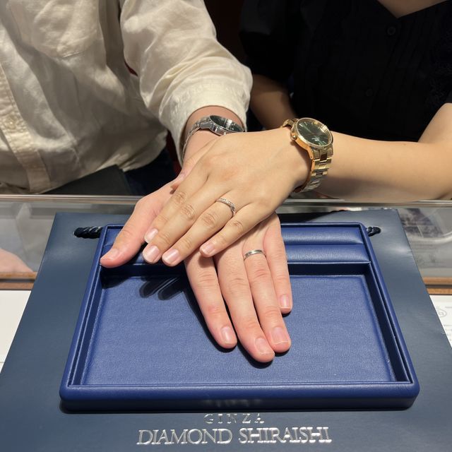 【銀座ダイヤモンドシライシの口コミ】 最初に見た瞬間から一目惚れをしました。プラチナリングの非常にシンプル…