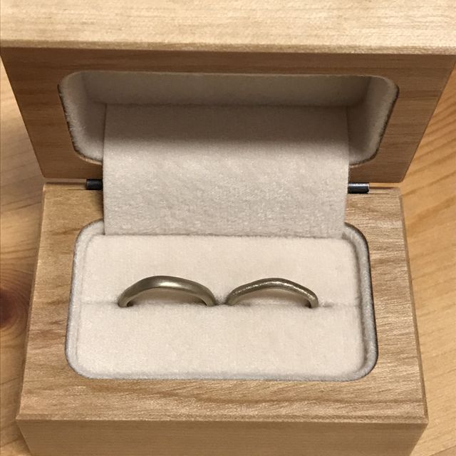 【uchimari(ウチマリ)の口コミ】 手作り出来たこと。
自由にデザインを決めれたこと。
刻印の字体の種類が…