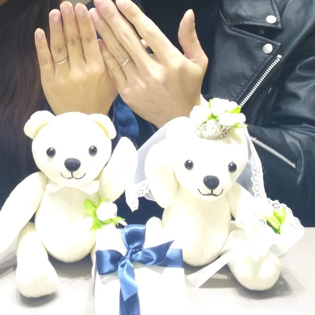 【4℃ BRIDAL(ヨンドシーブライダル)の口コミ】 シンプルかつキレイめで、細めなデザインを探していて、４店舗ほどまわっ…