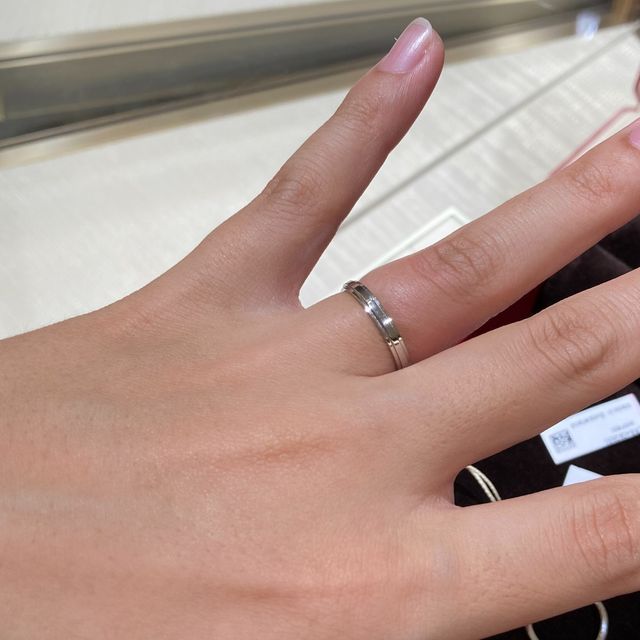 【カルティエ(Cartier)の口コミ】 シンプルですが、デザイン性もある、長年使用していても飽きのこないよう…