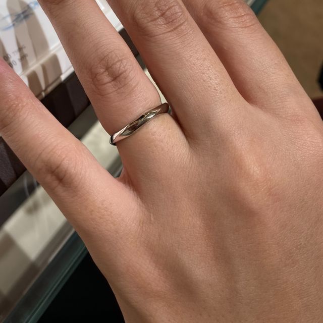 【俄(にわか)の口コミ】 他店ではあまりみたことのないような独特なデザインが特徴。しかし、指に…