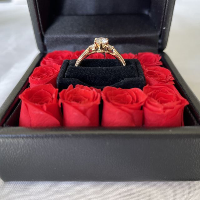 【エクセルコダイヤモンド(EXELCO DIAMOND)の口コミ】 主人がたくさん数見て選んでくれました。ブランドというより私に似合うデ…