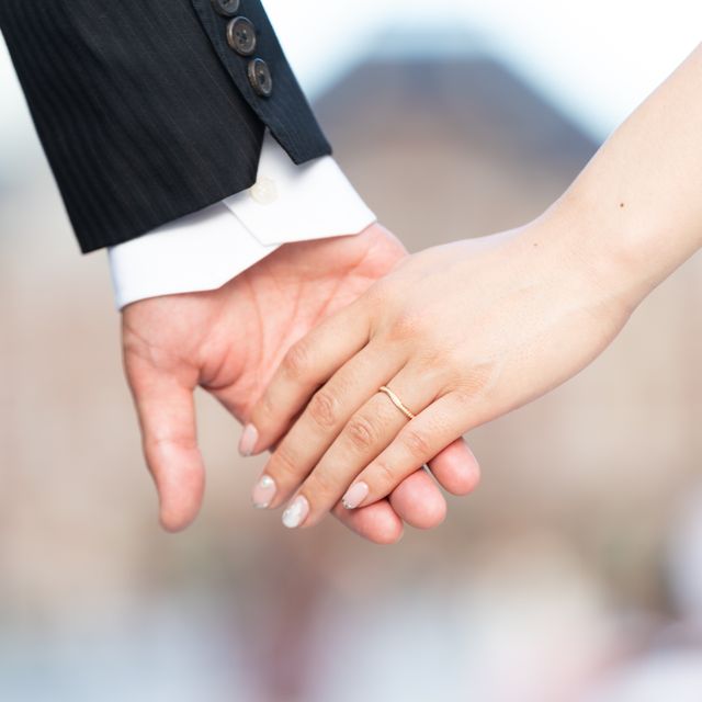 【カルティエ(Cartier)の口コミ】 昔から結婚願望の強かった私は絶対結婚指輪はCartierと決めていました！

…