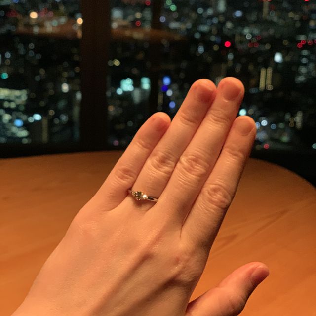 【YUKA HOJO(ユカホウジョウ)の口コミ】 指輪のデザインとコンセプト、ストーリー性です。ストーリー性も含めて、…