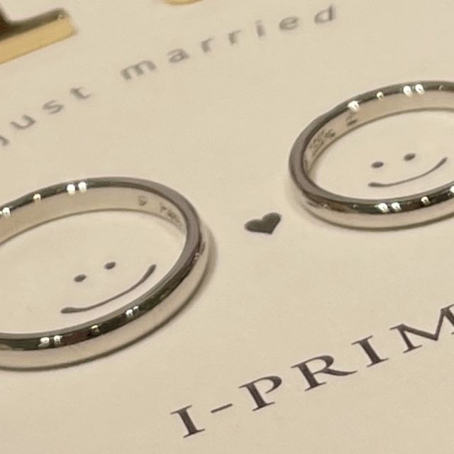 【アイプリモ(I-PRIMO)の口コミ】 婚約指輪と合わせて付けたかったので、数ある中からこのリングが輝いてい…