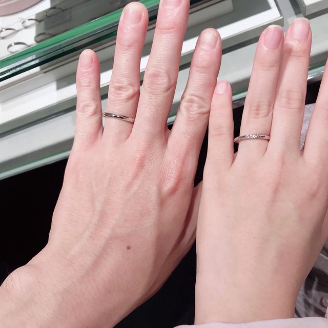 【アイプリモ(I-PRIMO)の口コミ】 デザインがストレートでありながら斜めのラインが施されておりとてもオシ…