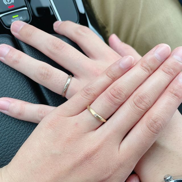 【YUKA HOJO(ユカホウジョウ)の口コミ】 手作り感があり、他と被らないデザインが欲しくてこちらにしました。主人…