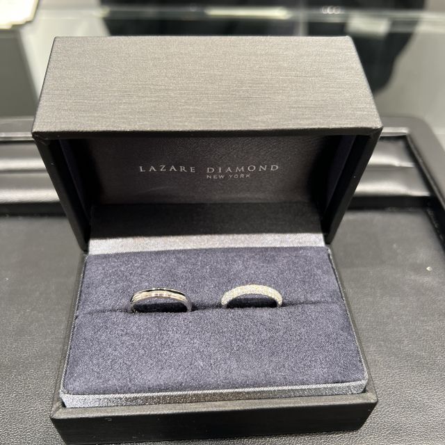 【ラザール ダイヤモンド(LAZARE DIAMOND)の口コミ】 　普段から婚約指輪と重ね付けをしたかったので、重ね付けしても違和感が…