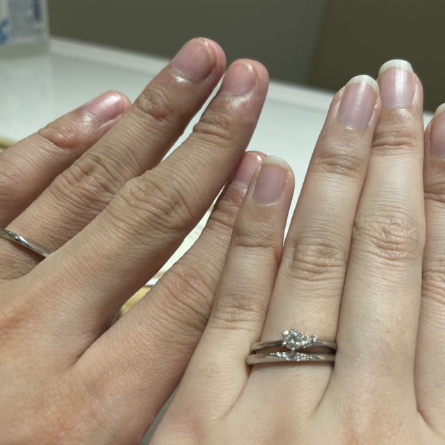 【TRECENTI(トレセンテ)の口コミ】 細身なデザインを探していた中で、最初にこちらをご提案していただきまし…