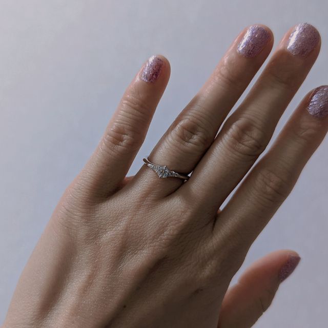 【銀座ダイヤモンドシライシの口コミ】 豊富な商品ラインナップでとても悩みましたが、スタッフの方が好みを聞い…