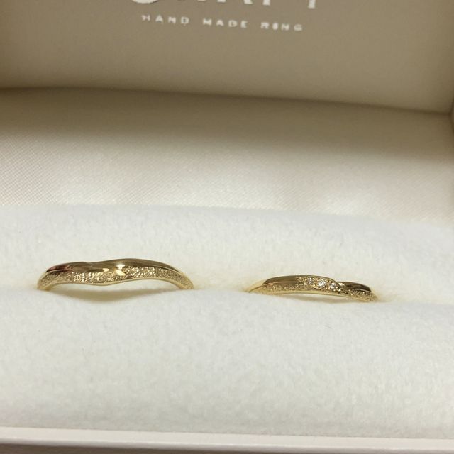 【CRAFY(クラフィ)の口コミ】 色味やデザインの自由さが幅広くあるなかで着用イメージが湧きやすいもの…