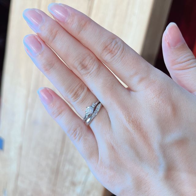 【AFFLUX(アフラックス)の口コミ】 結婚指輪を探している中で、ペアのデザインのものをと思っていたのですが…