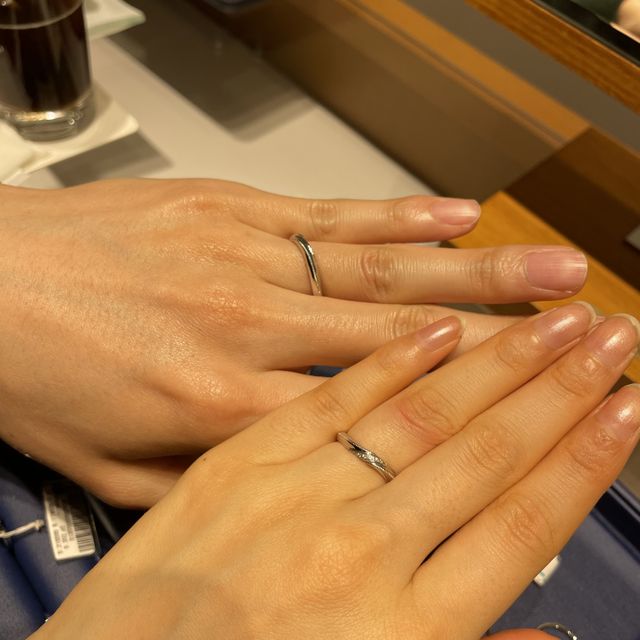 【4℃ BRIDAL(ヨンドシーブライダル)の口コミ】 指輪のデザインはたくさんあり、必ず気にいるものが見つかる印刷です。
私…