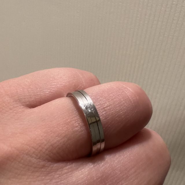 【銀座ダイヤモンドシライシの口コミ】 結婚指輪とファッションリングのどちらにもなるようなリングを探していま…
