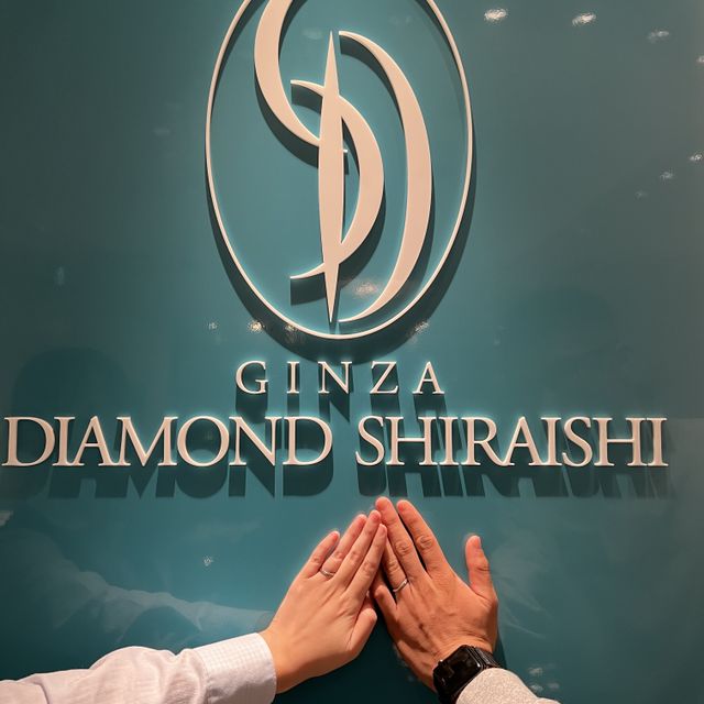 【銀座ダイヤモンドシライシの口コミ】 自分達が付けたいと思ったイメージに1番近いウェーブ感のあるデザインを見…